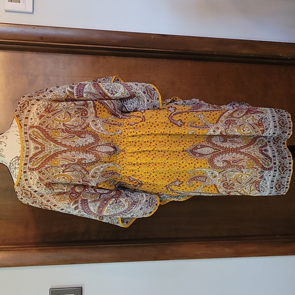 Dress - Picture 4 of 5